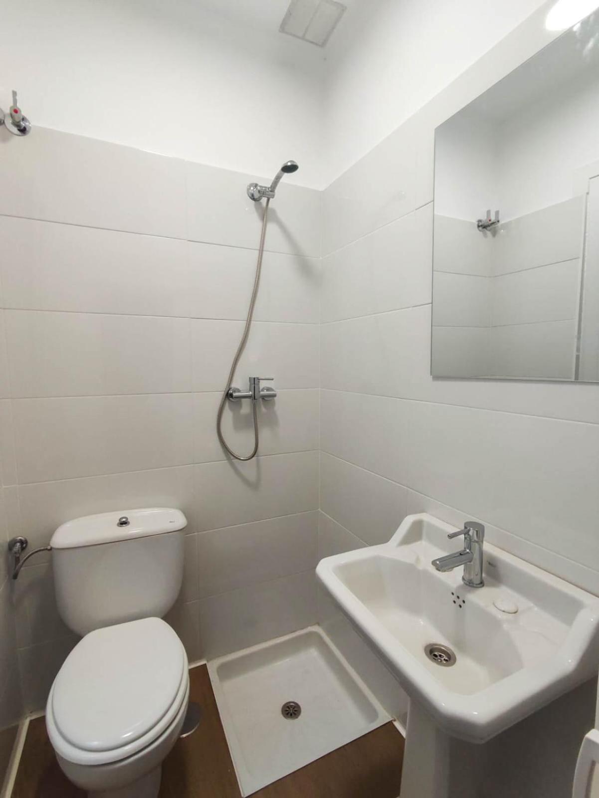 Hostal Airinos De Vigo Exterior photo